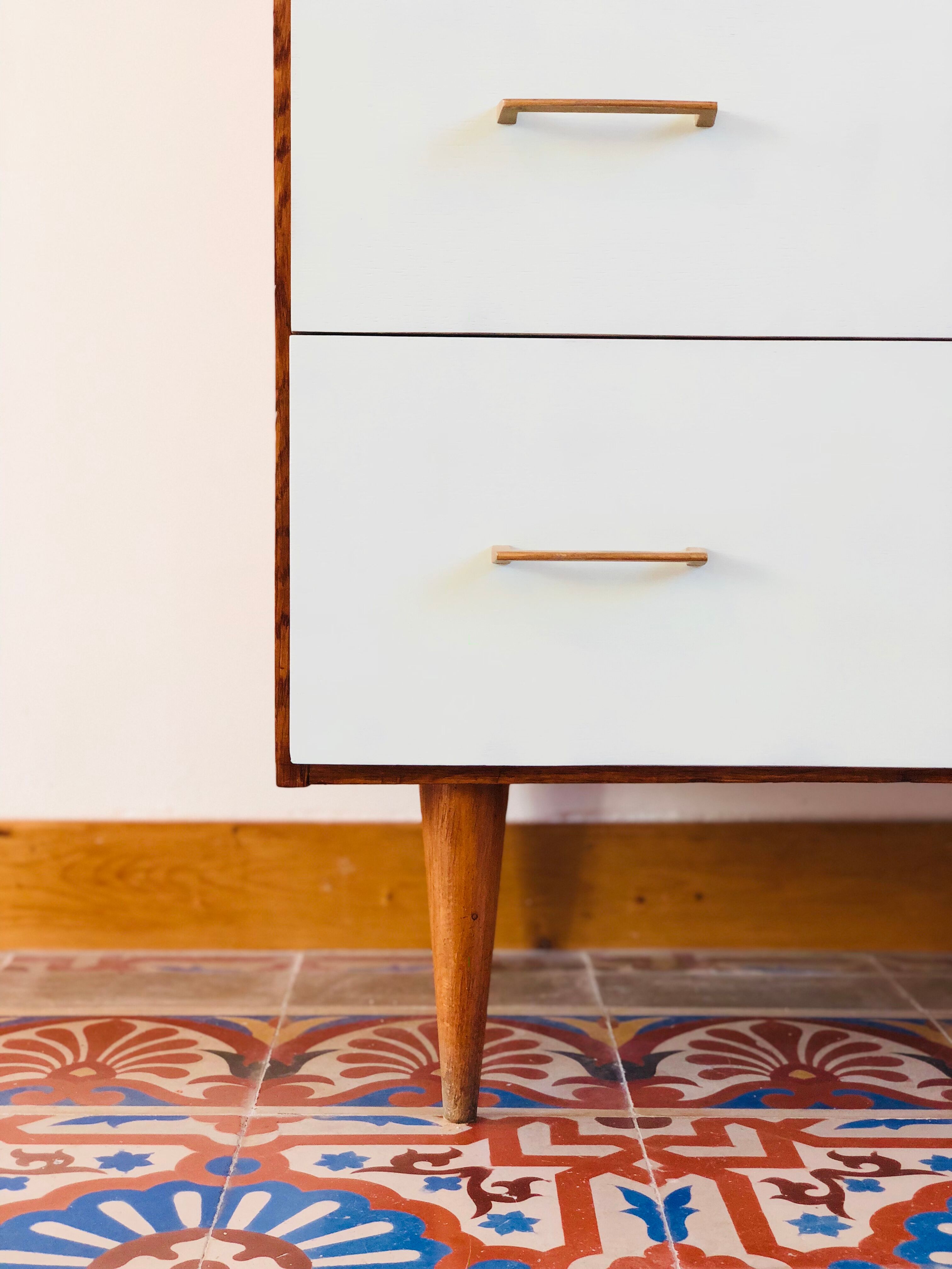 Vintage 1960 chest of drawers