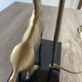 Lampe "Cheval" en laiton et socle bois