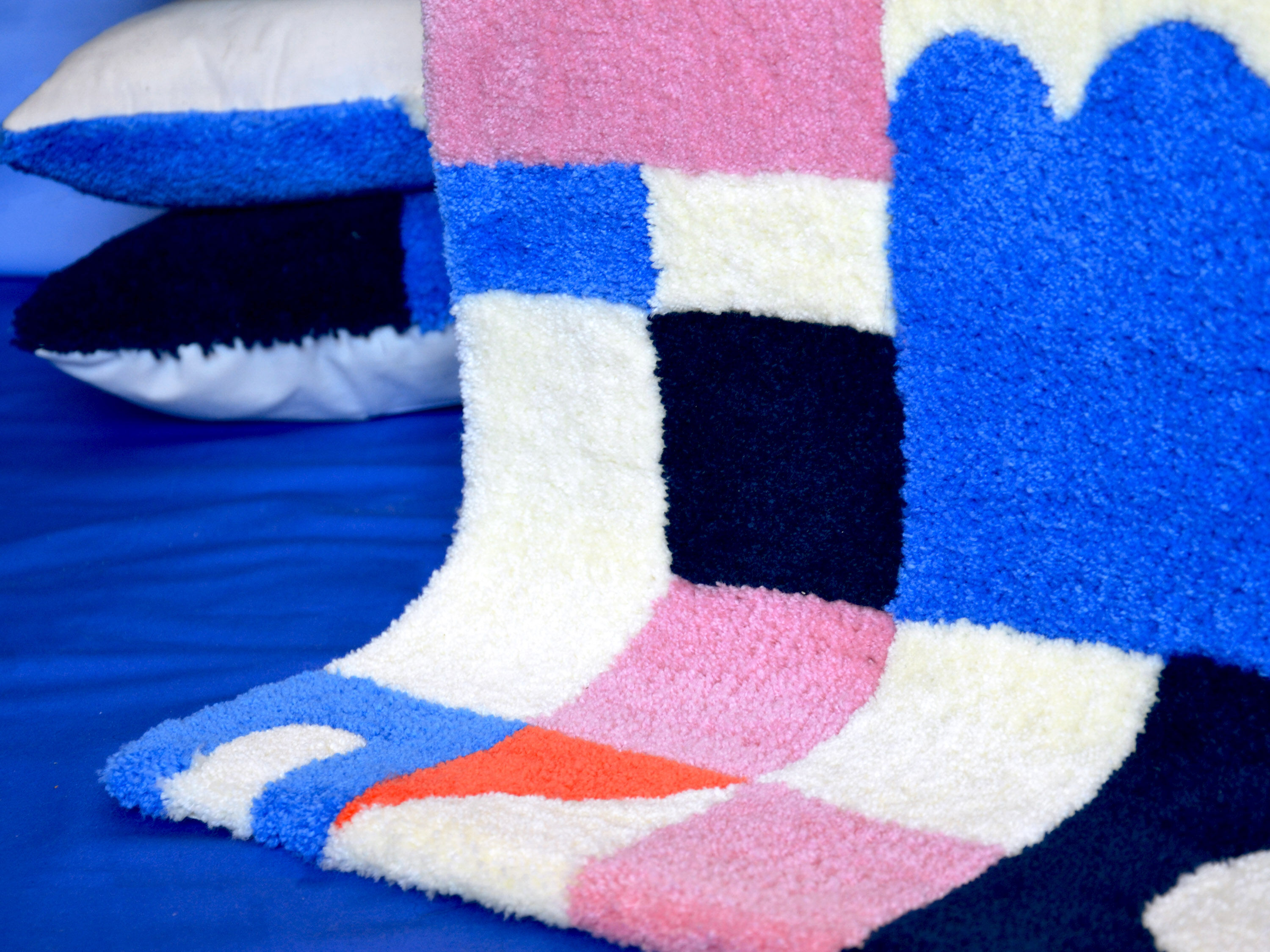 Tapis tufté rectangulaire géométrique 90x60cm