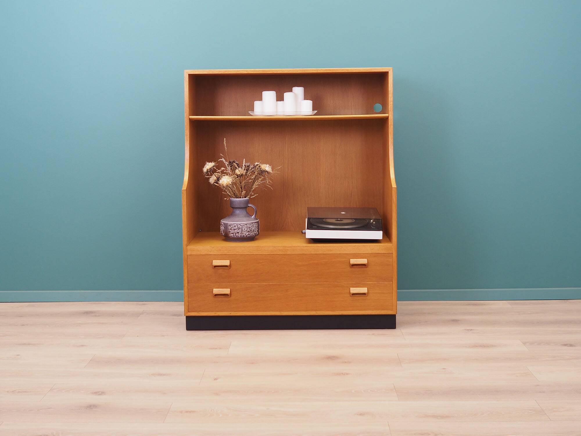 Ash bookcase, Danish design, 1970s, designer: Børge Mogensen, manufacturer: Søborg Møbler