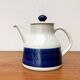 Pot à café de la série Koka Bleu, Blau, Bla suédois du milieu du siècle par Hertha Bengtson pour Rörstrand, années 1950