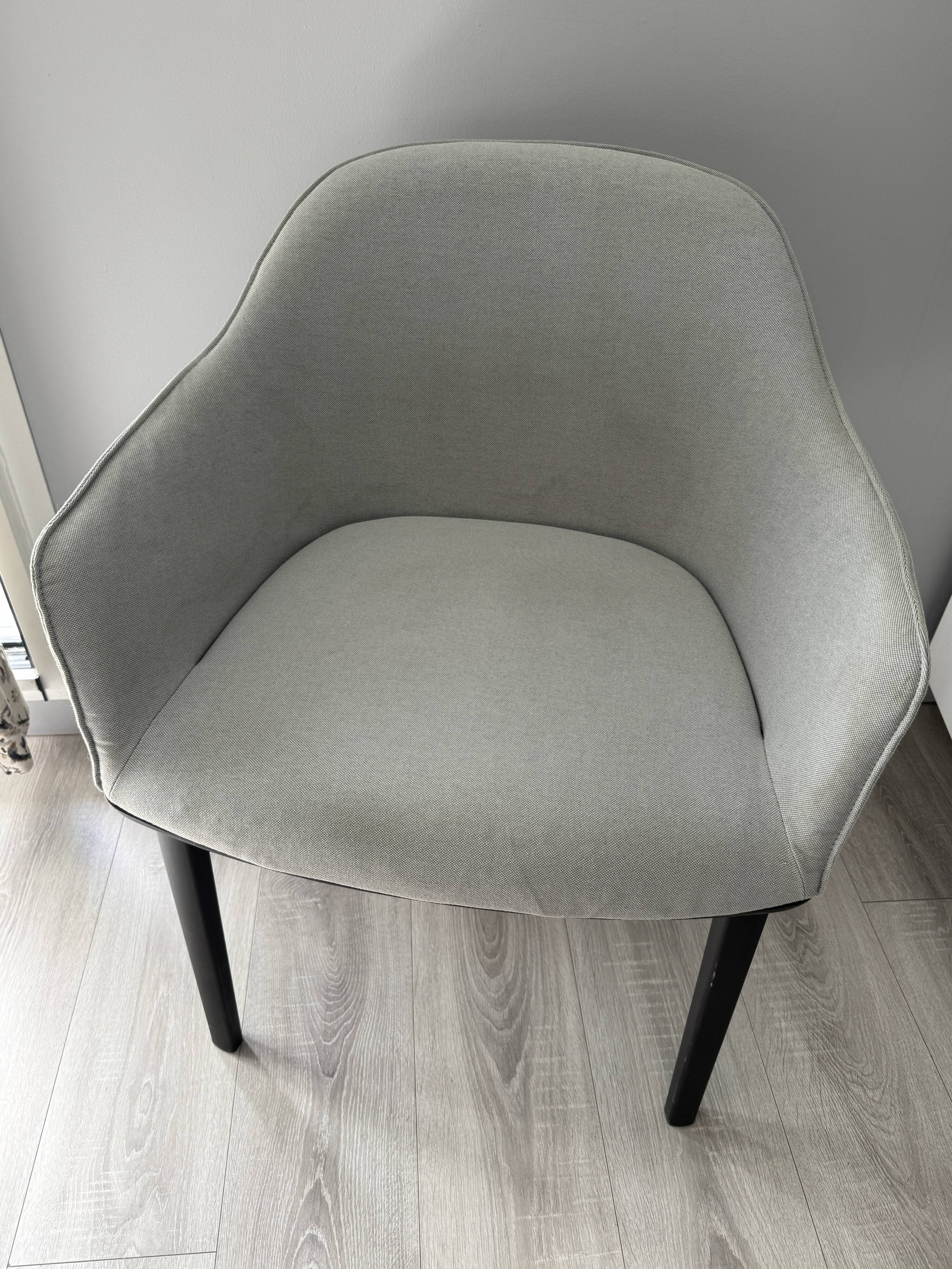 Paire de fauteuils Softshell Chair – Ronan & Erwan Bouroullec pour Vitra