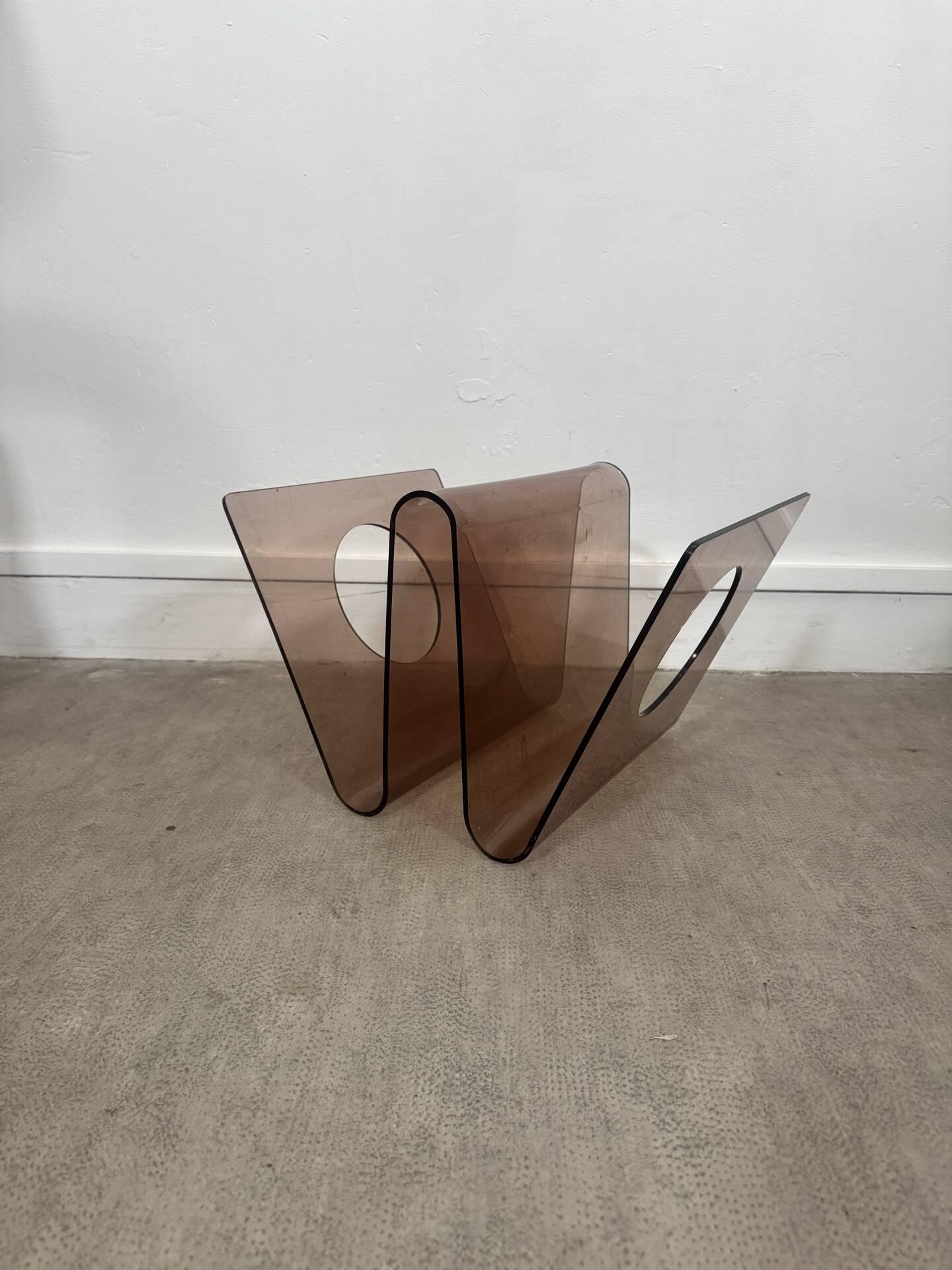 Smoked Plexiglas magazine rack Michel Dumas