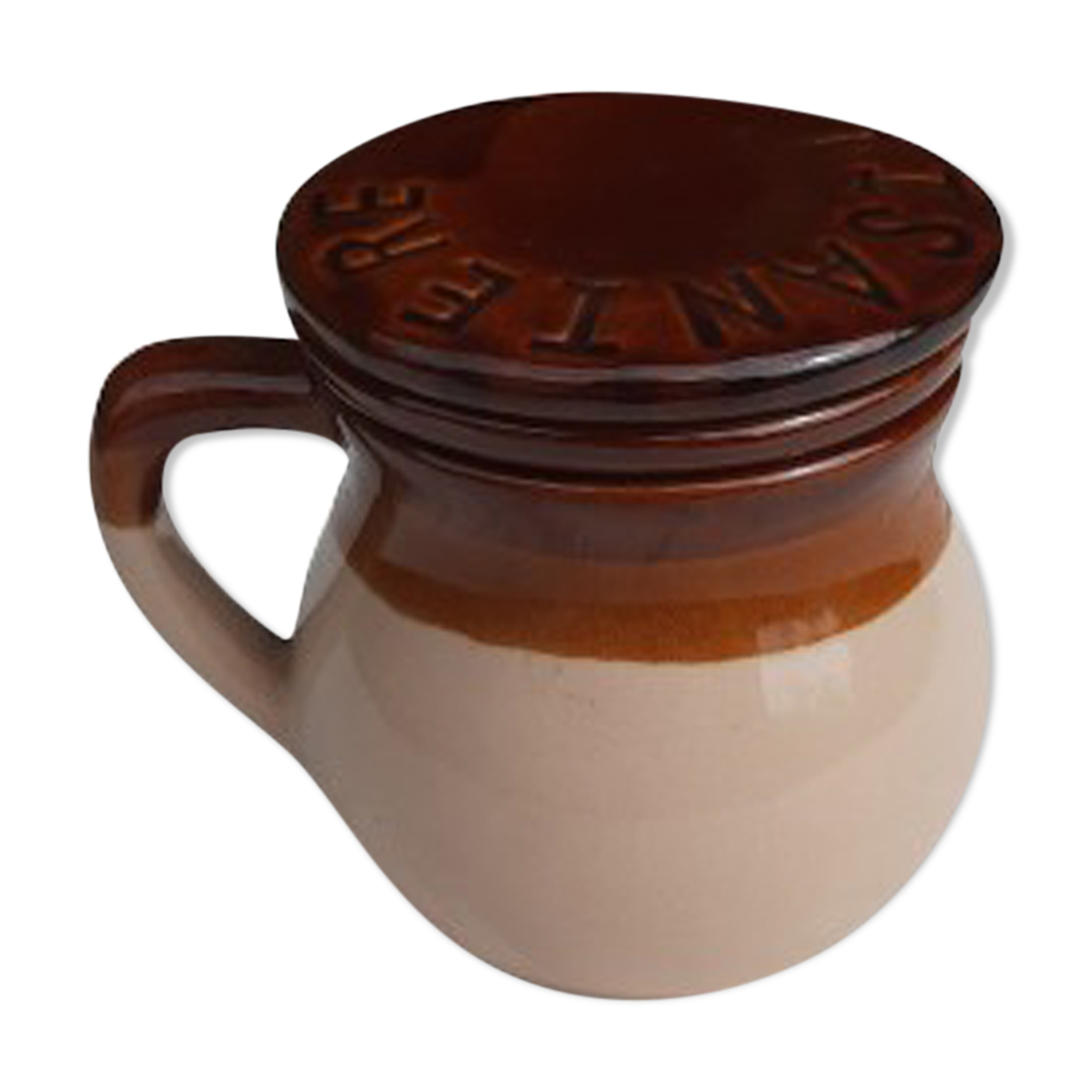Mug tea in earthenware