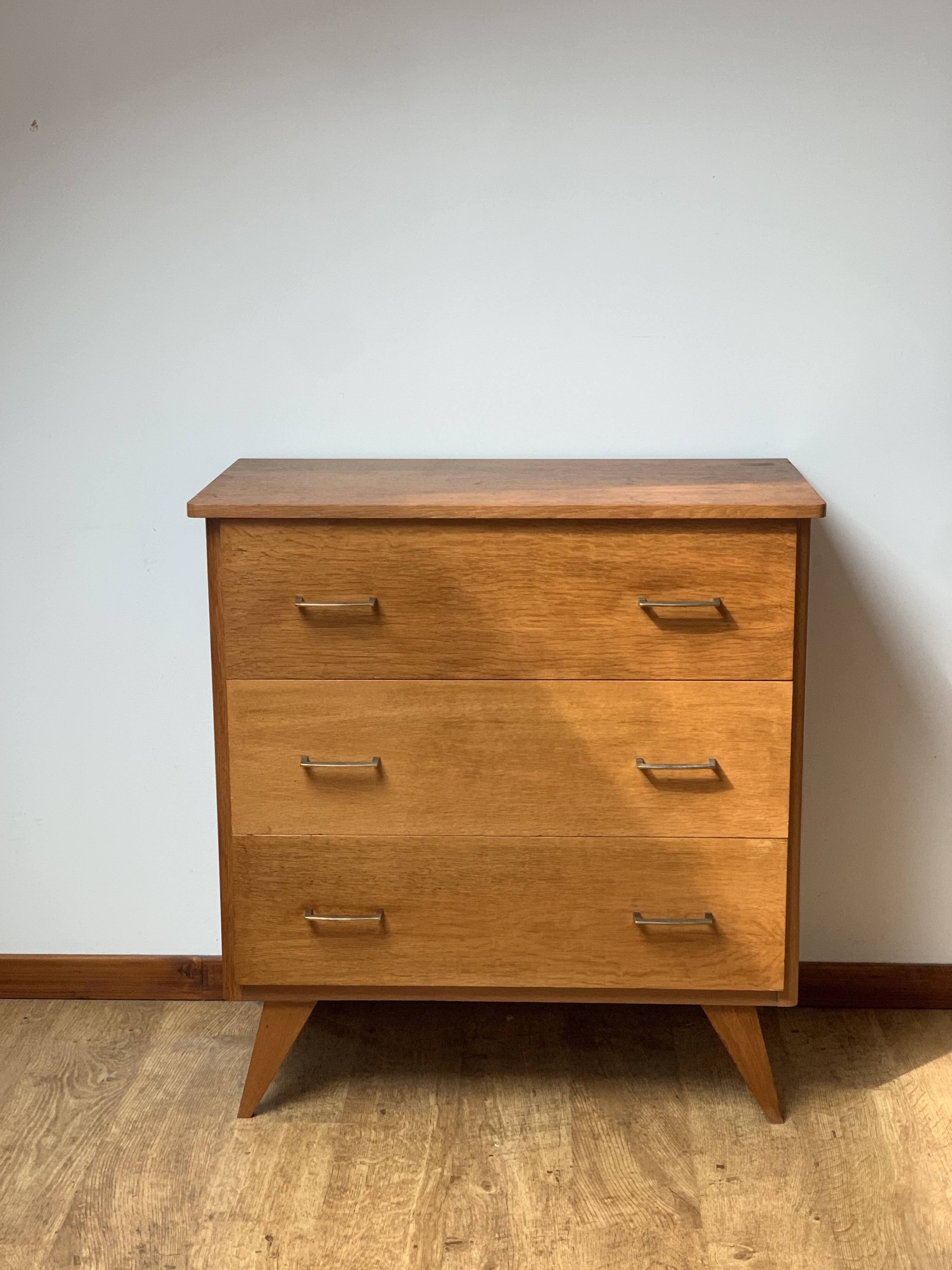Vintage 50s chest of drawers
