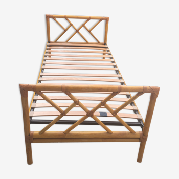 Vintage bamboo/rattan bed