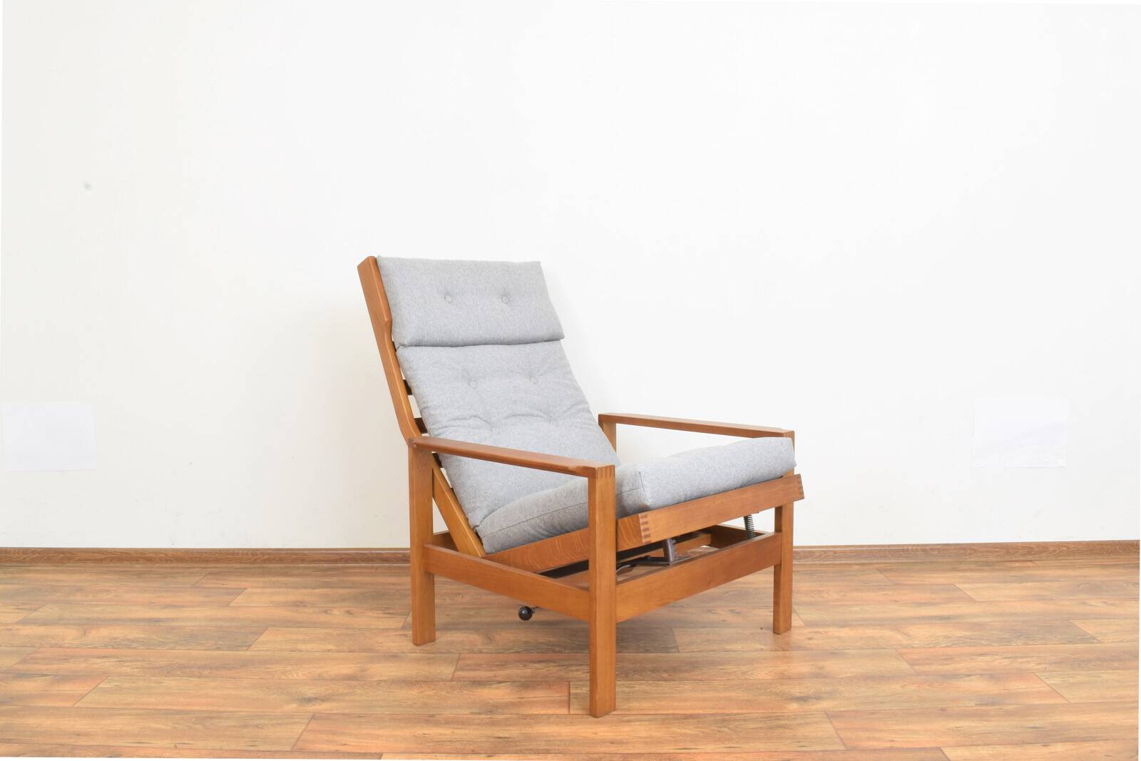 Mid-Century Danish Oak Armchair by Leif Alring for Madsen & Schubell, 1960s
