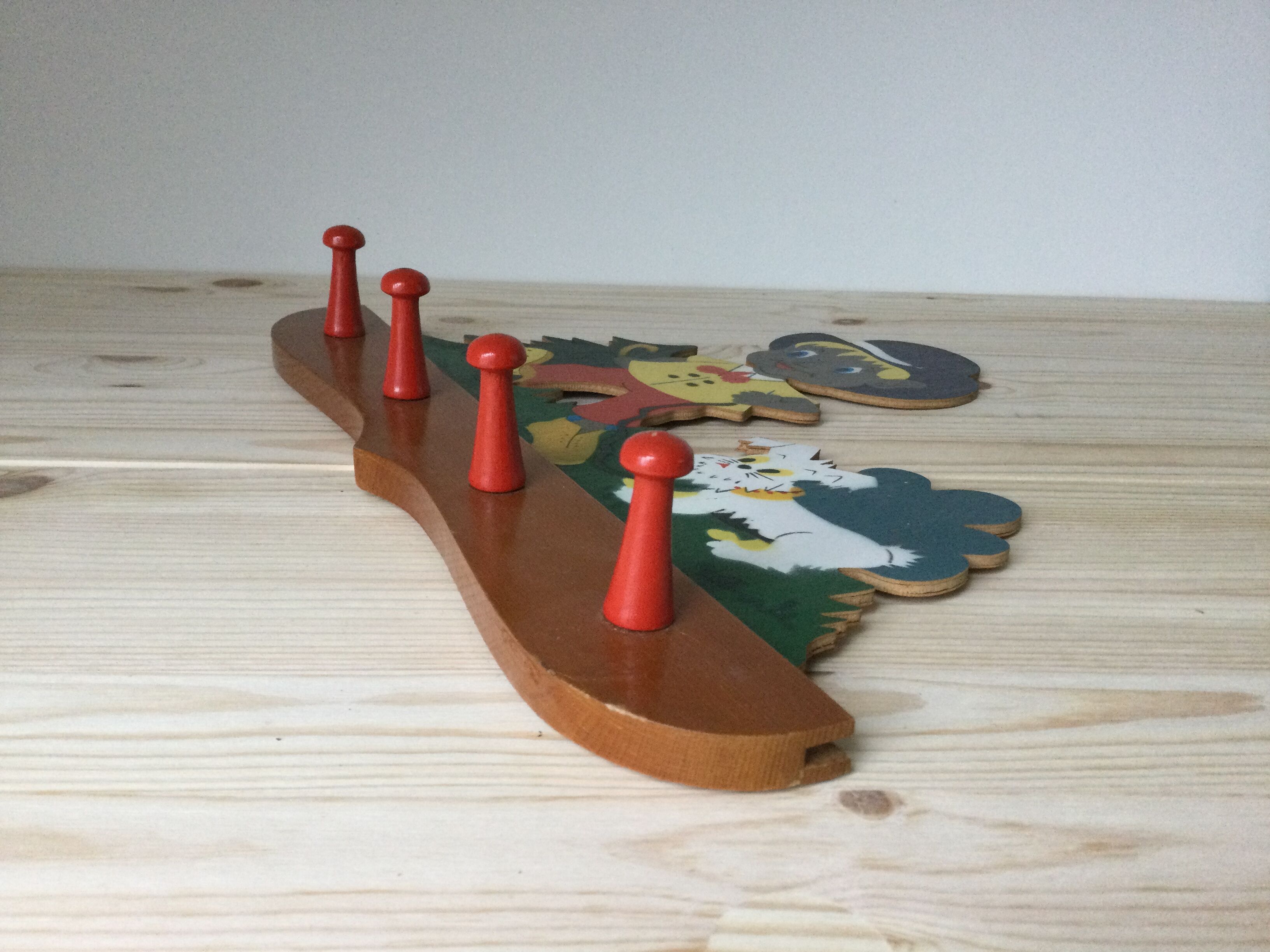 Child wall hooks - Mr. walking his small dog