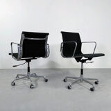 EA117 office chair by Charles and Ray Eames for ICF, 1970