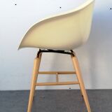 Beige shell armchair, beech legs from Kare Design vintage 1990