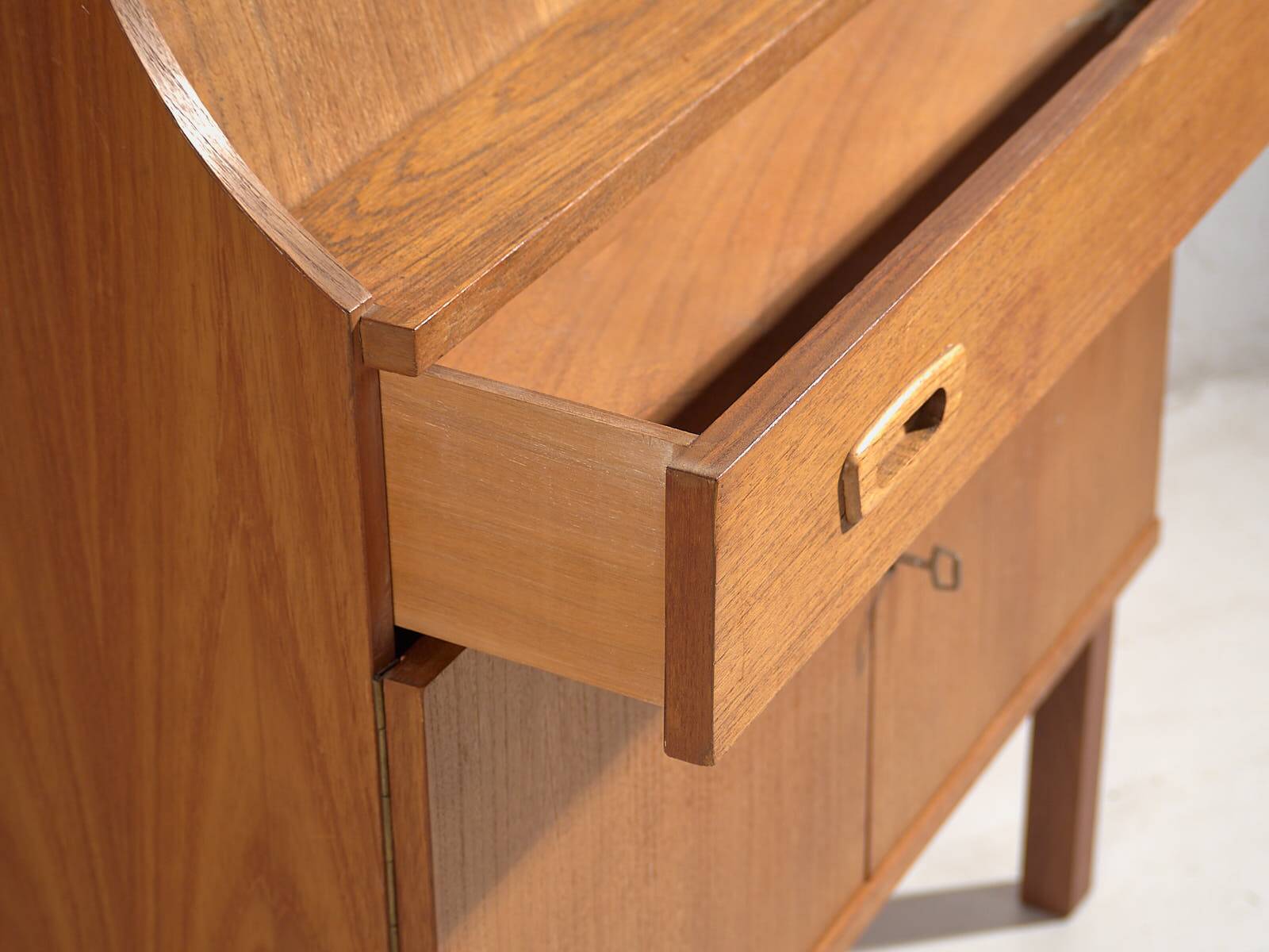 Vintage desk (c.1960) #47