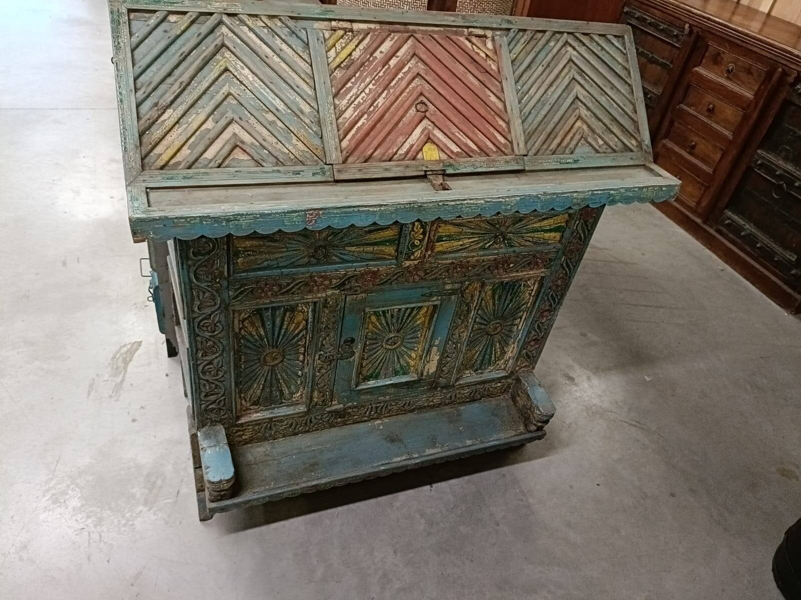Armoire