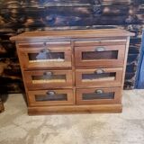 Meuble by trade (grain maker)