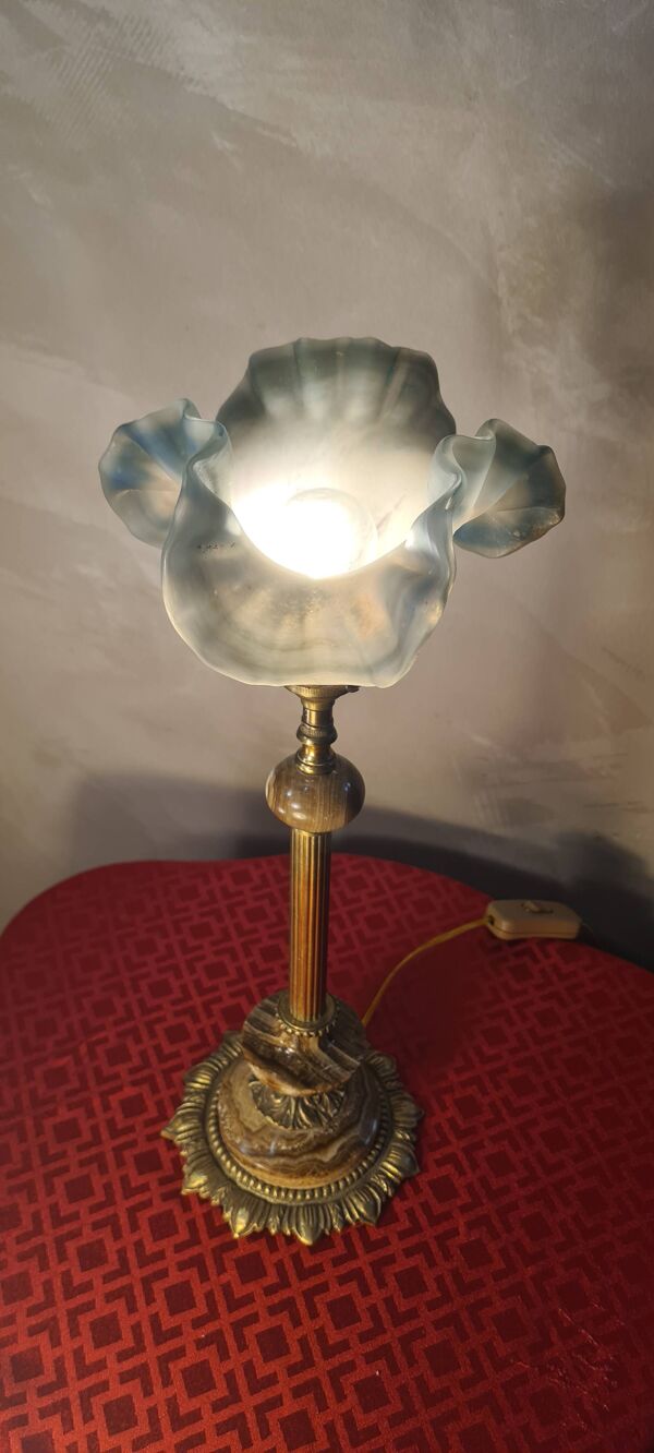 Lampe bronze et marbre tulipe verre signé vianne 40x17 bon etat