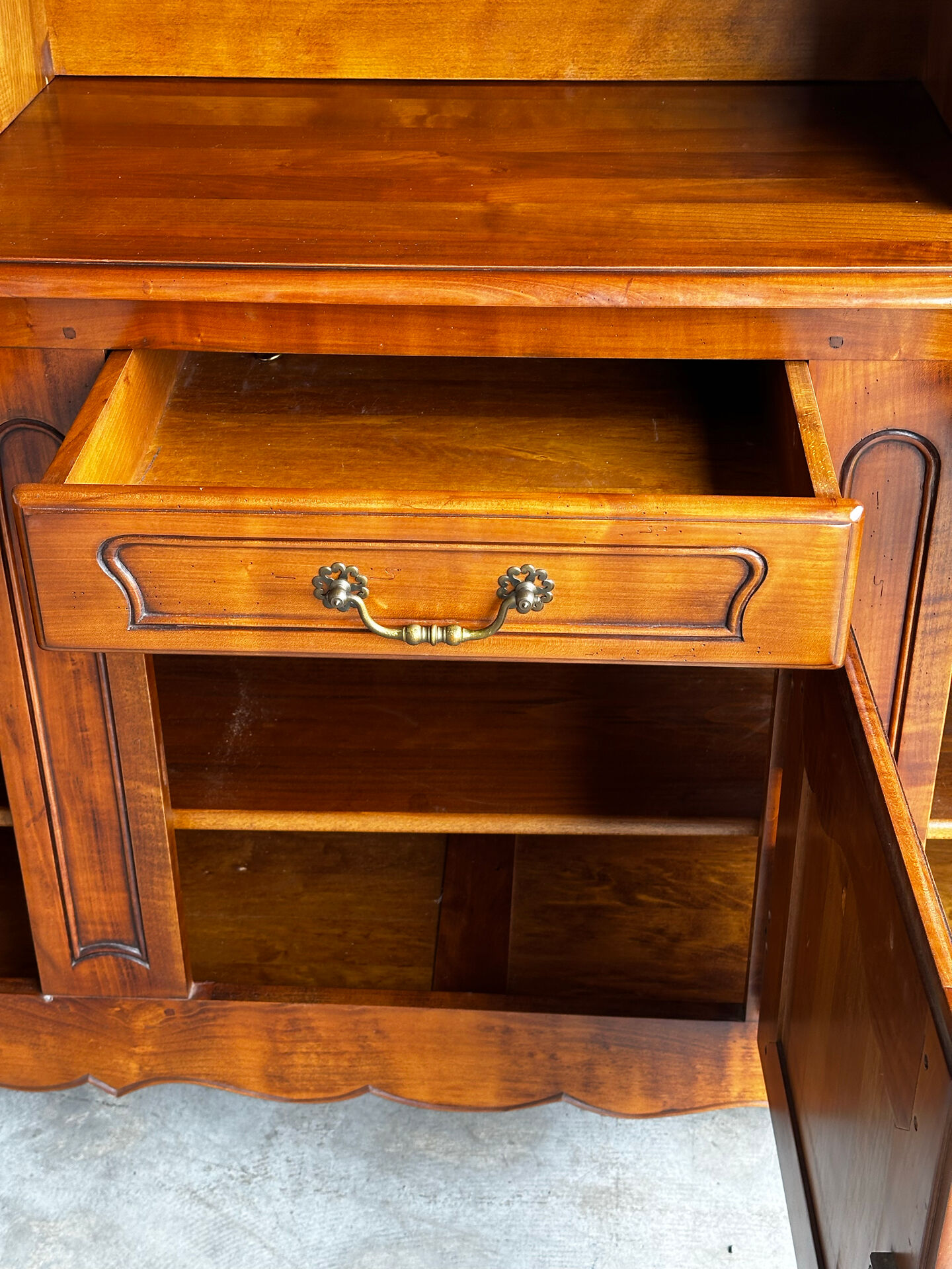 Buffet, rustic sideboard in solid cherry wood, 20th century