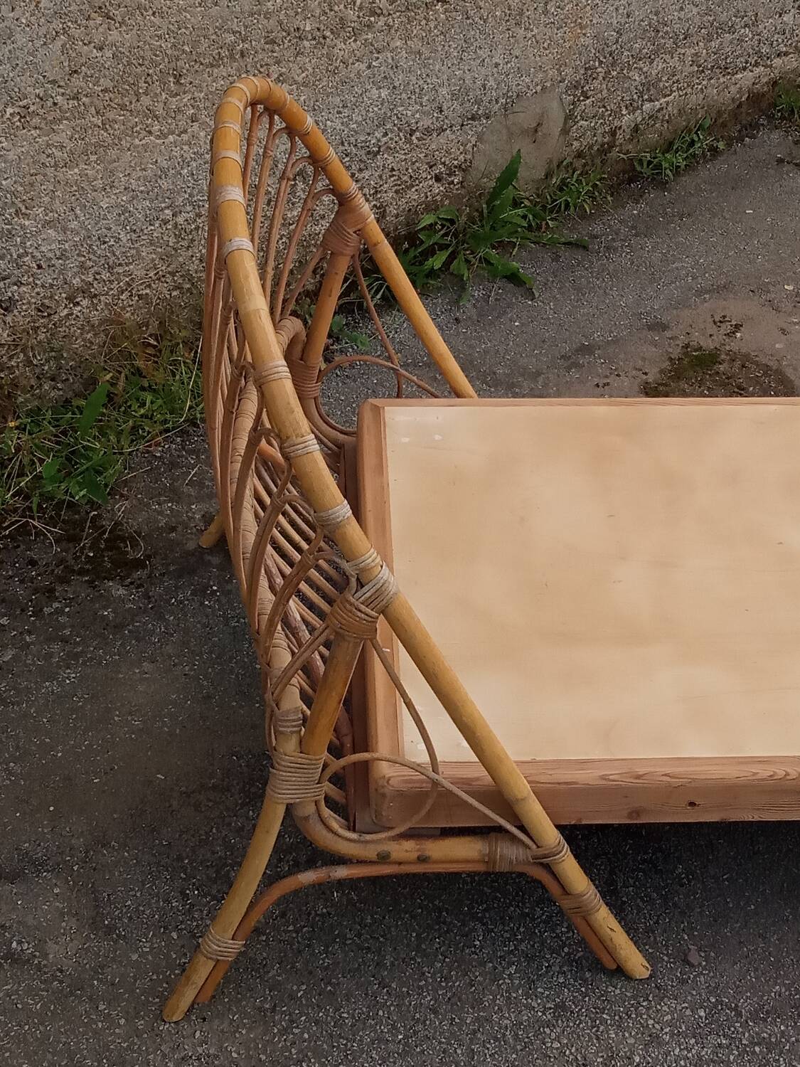 Lit en rotin années 50/60