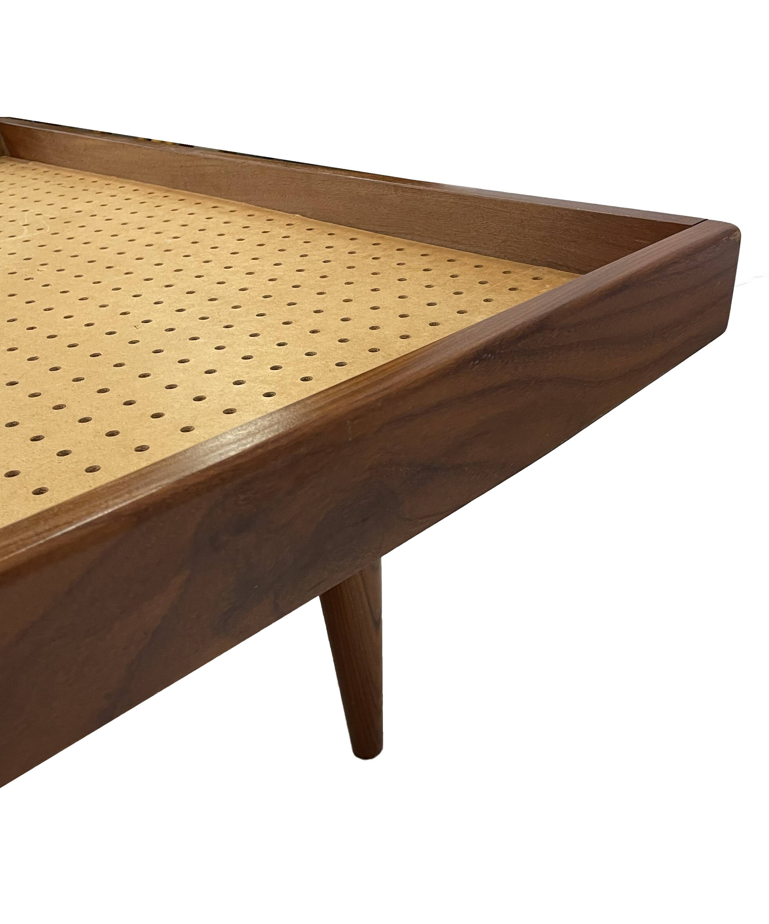 Vintage mid century daybed teak design with drawers