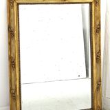 Miroir de style Louis XVI en bois et stuc doré XIX siècle