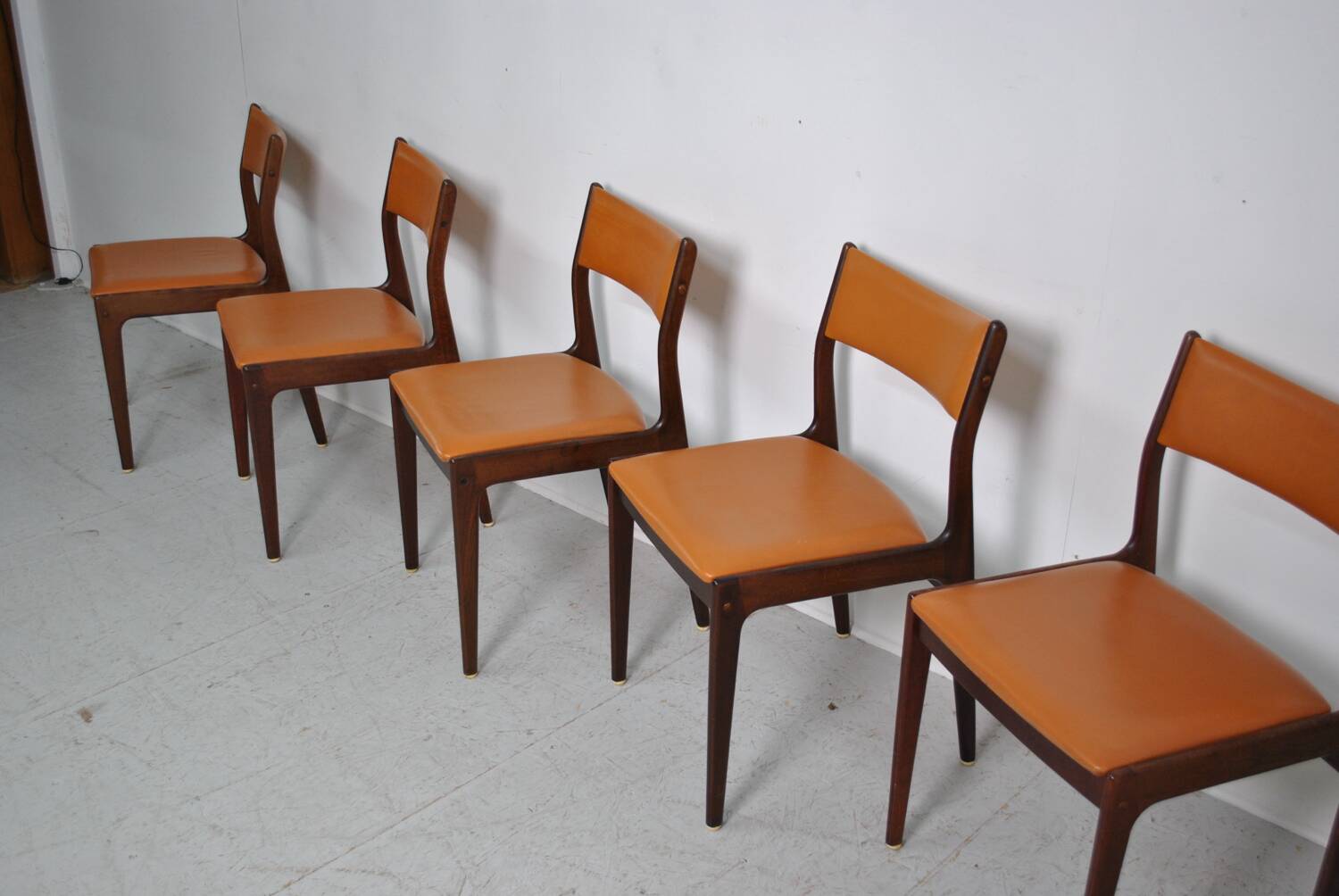 Set of 6 Johannes Andersen chairs from the 1960s