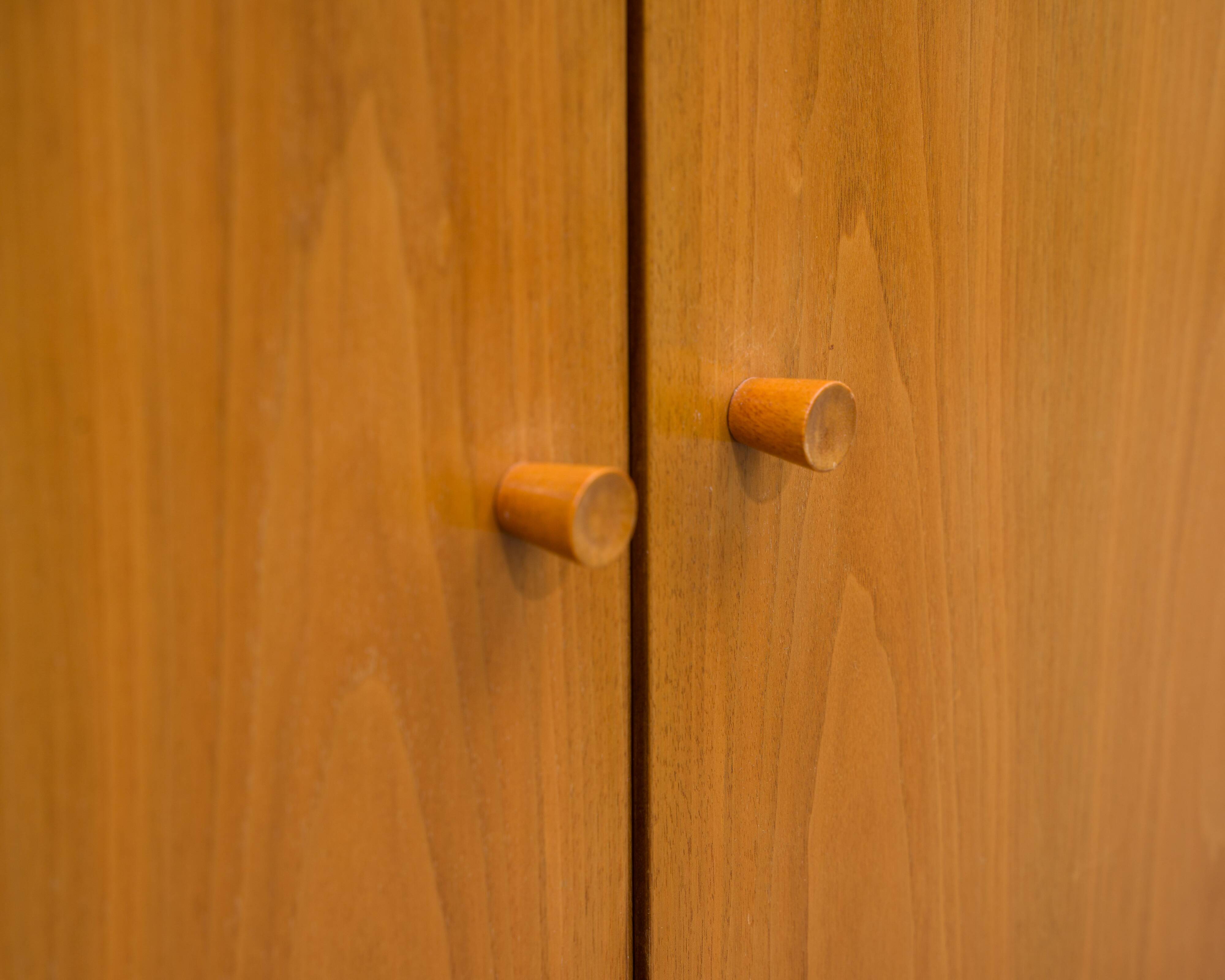 Two-door walnut chest of drawers/sideboard, 1960s