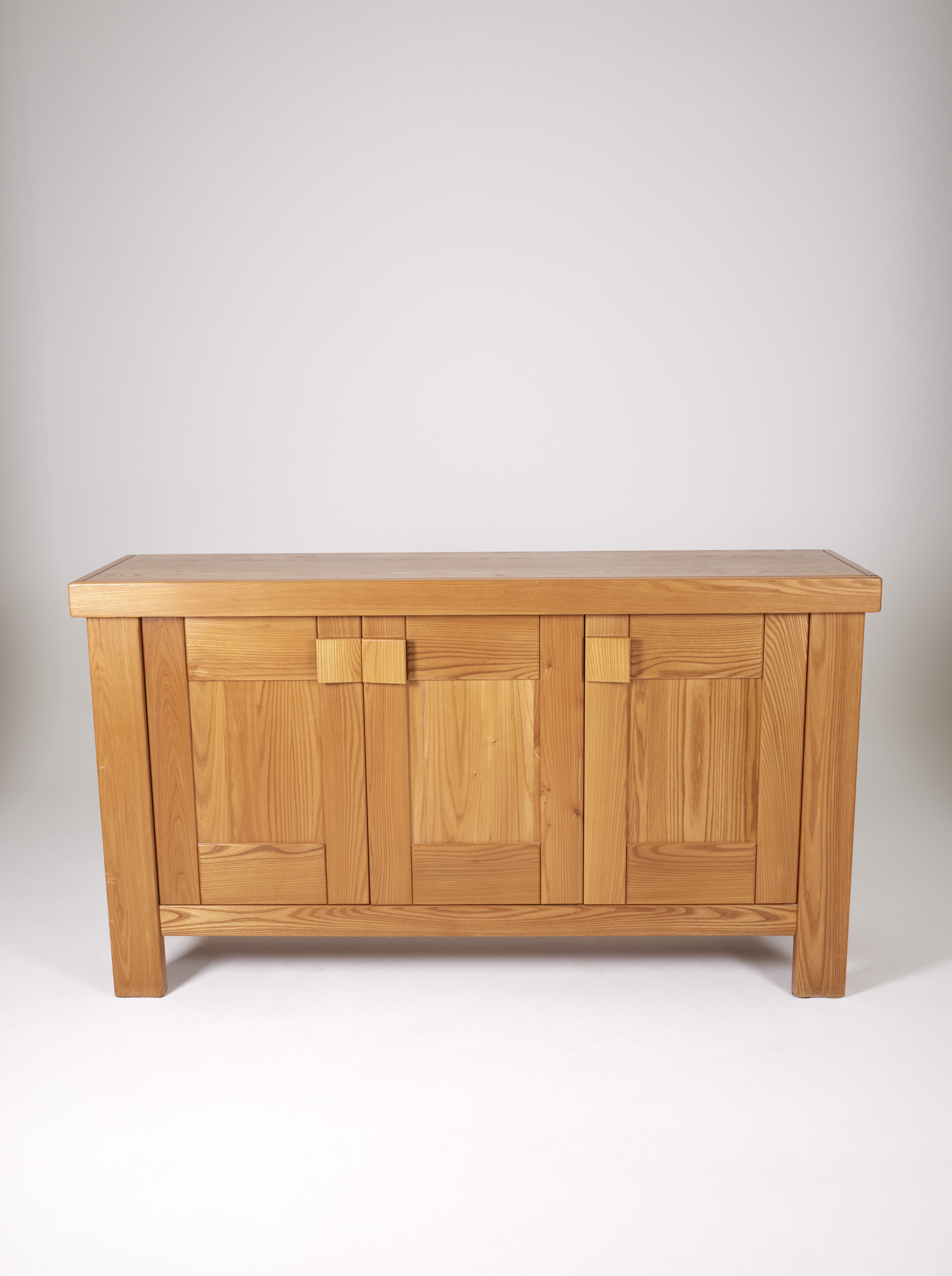 Solid elm sideboard House Regain 1970s
