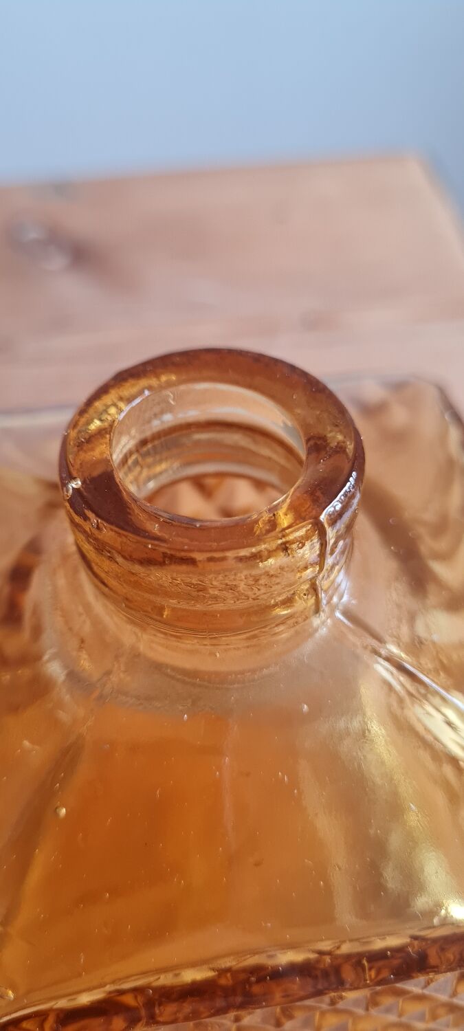 Carafe or amber glass bottle