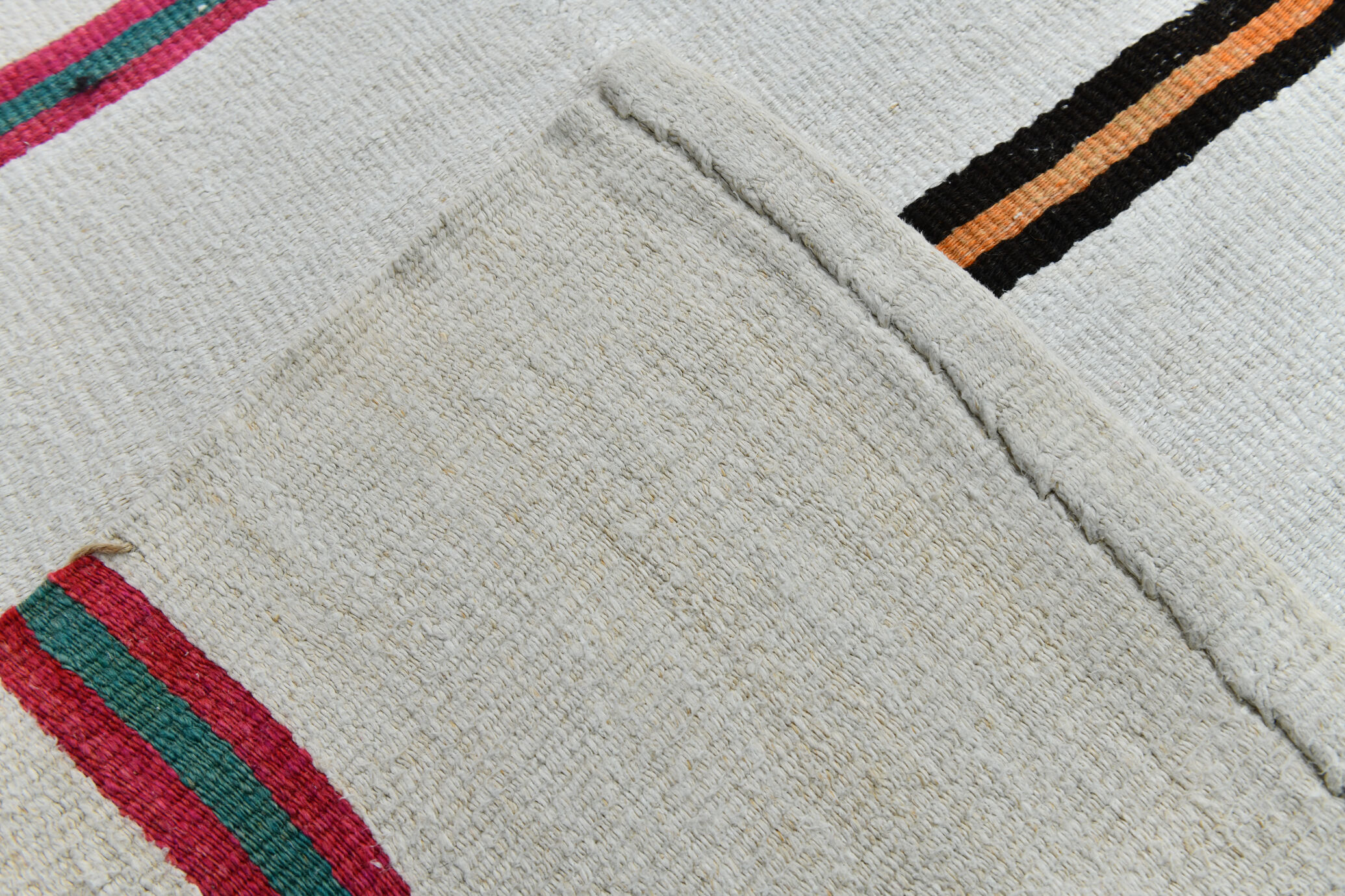 6x8 pinstriped turkish rug, 184x253cm