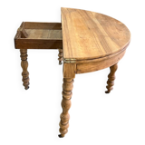 Half-moon folding table in walnut