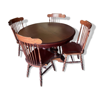 Table ronde avec 4 chaises en bois pour salle à manger
