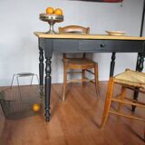 Farm table