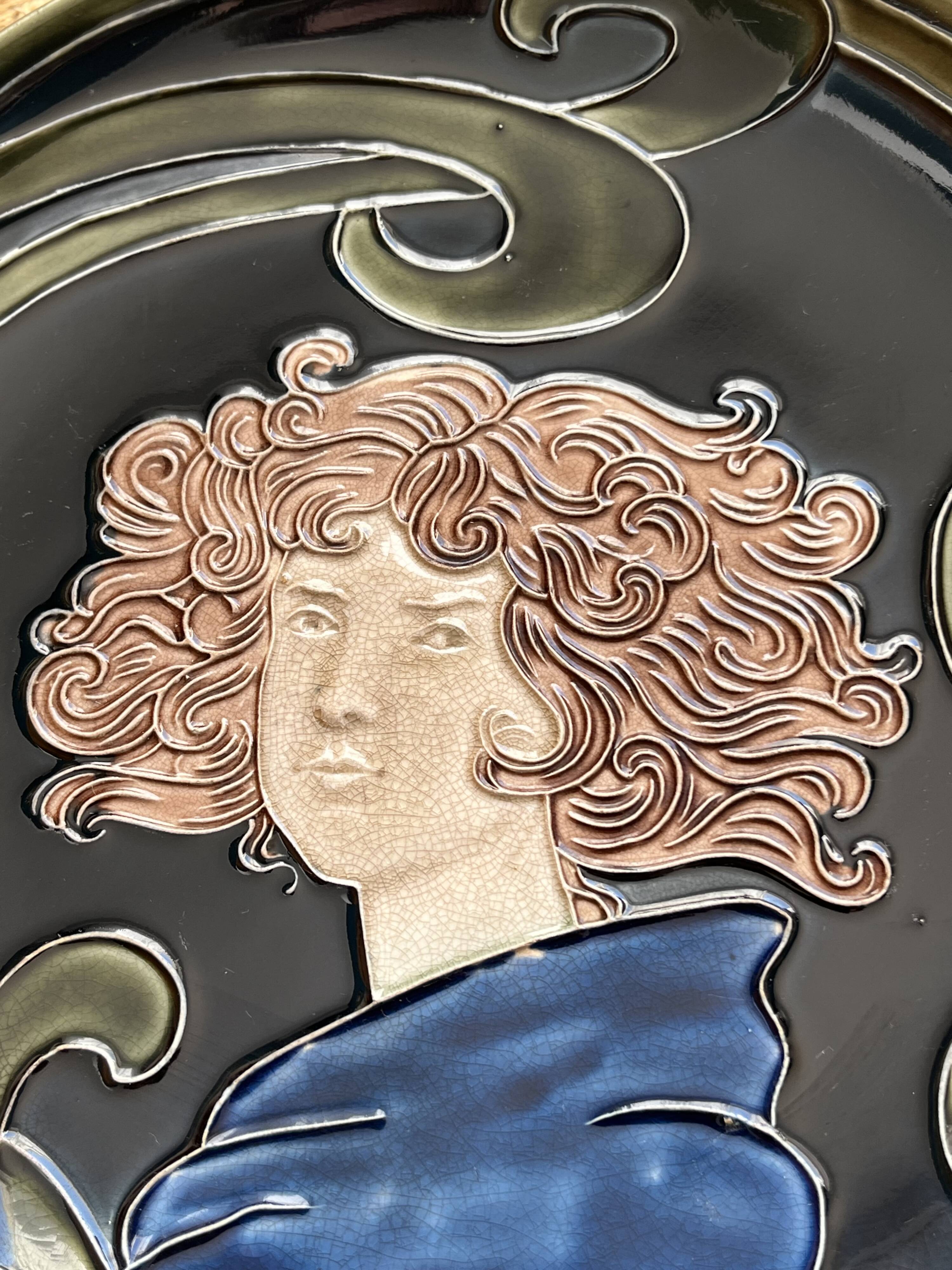 Majolica plate Art Nouveau