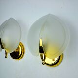 Pair of "leaf" wall lights, smoked glass, Italy, 1970