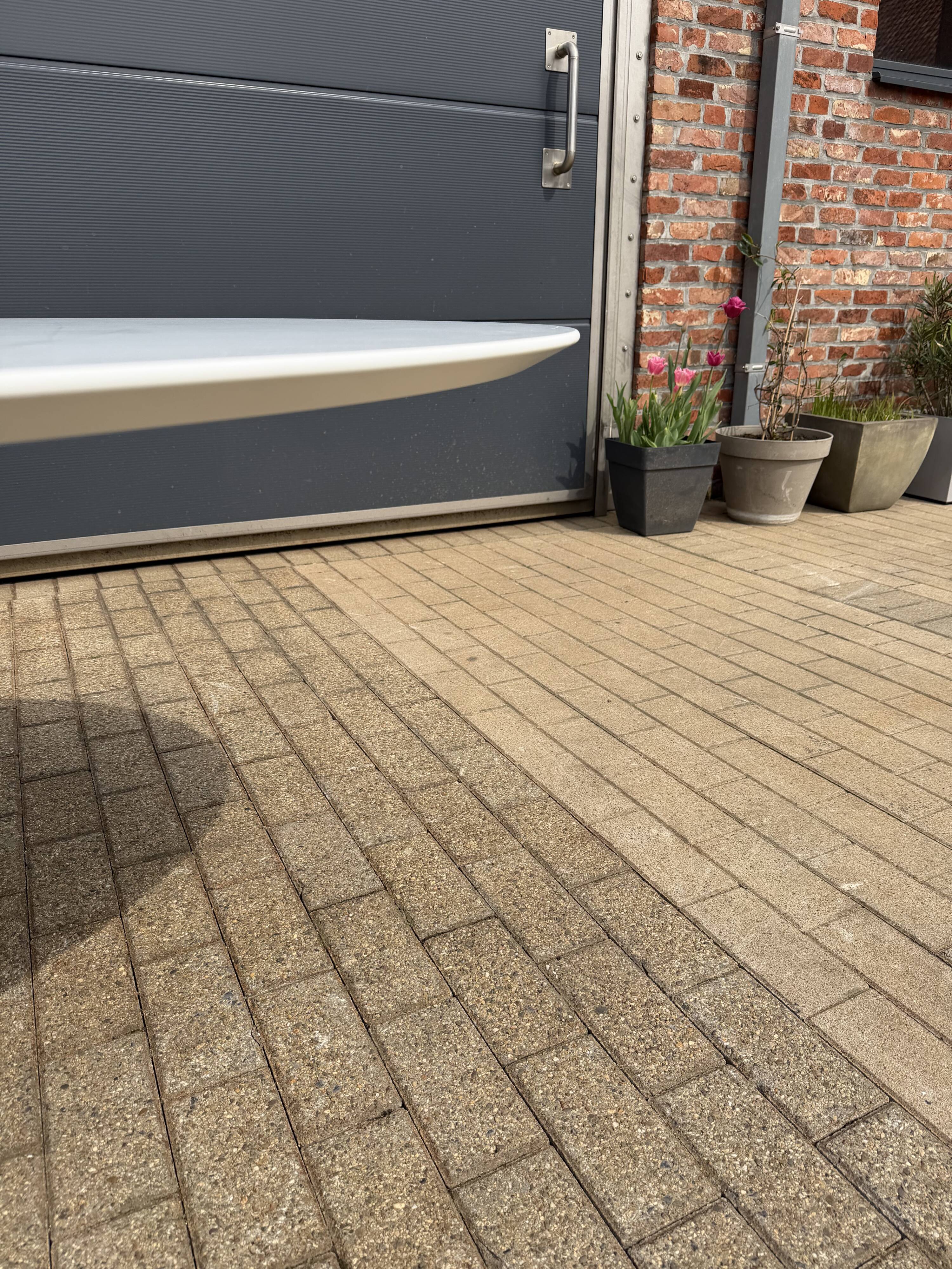 Original oval Tulip Knoll table 198cm white laminate, NEW in the box.