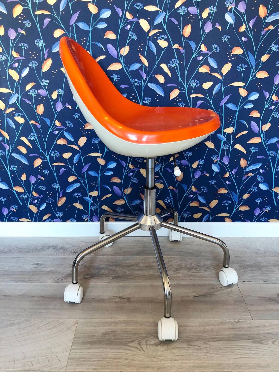 Vintage Armet Greta Chair