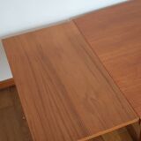 Large Scandinavian extendable coffee table