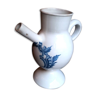 Porcelain chevrette 18th century