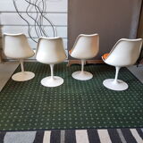 Saarinen swivel chairs by Eero Saarinen