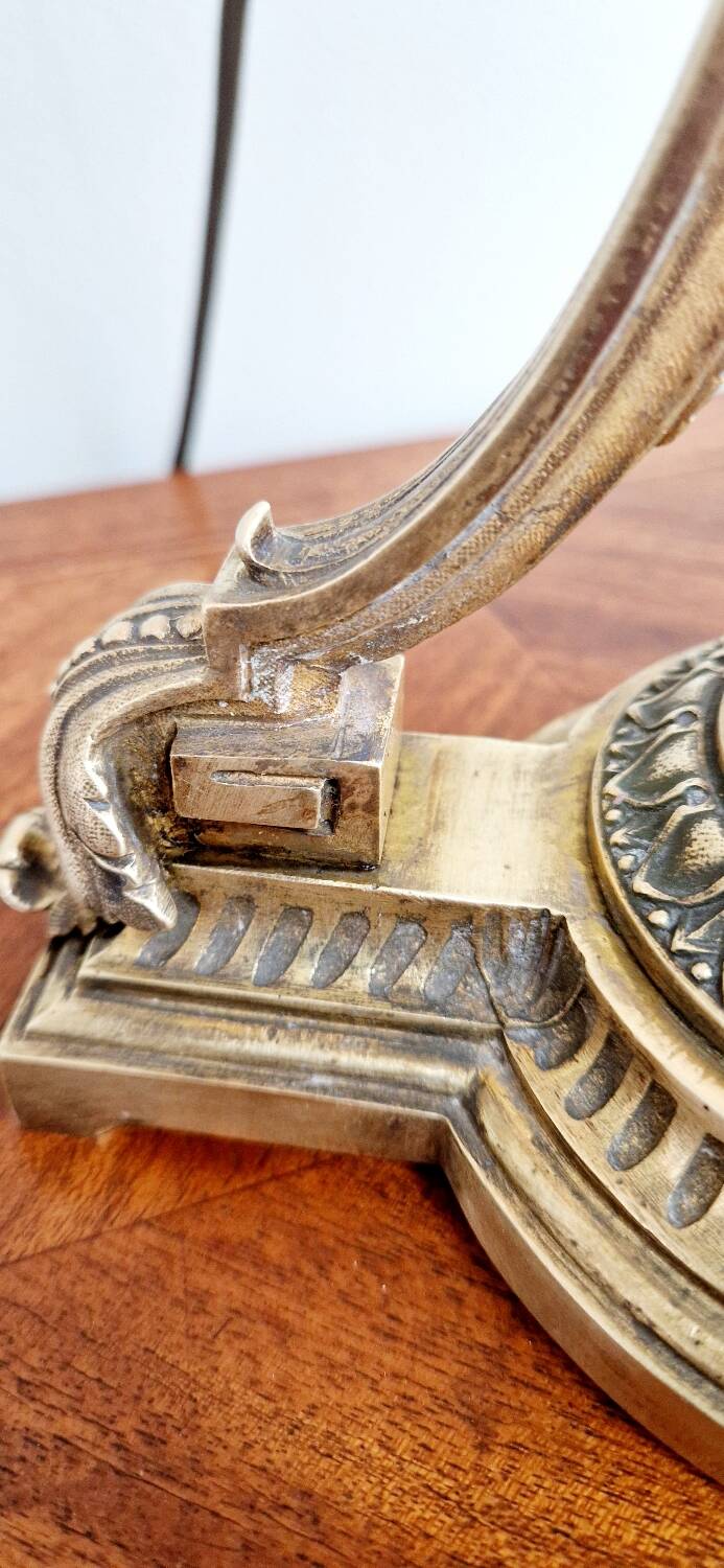 Lampe cassolette bronze doré style Empire XIXème