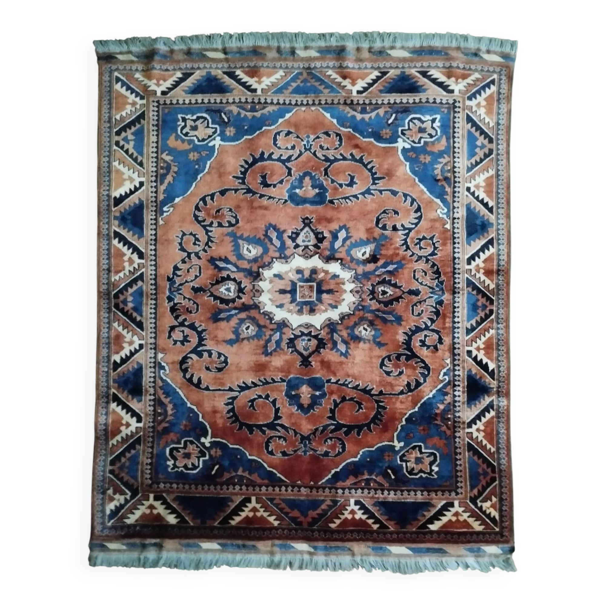 Handmade Pakistani Gazni rug 194x168cm