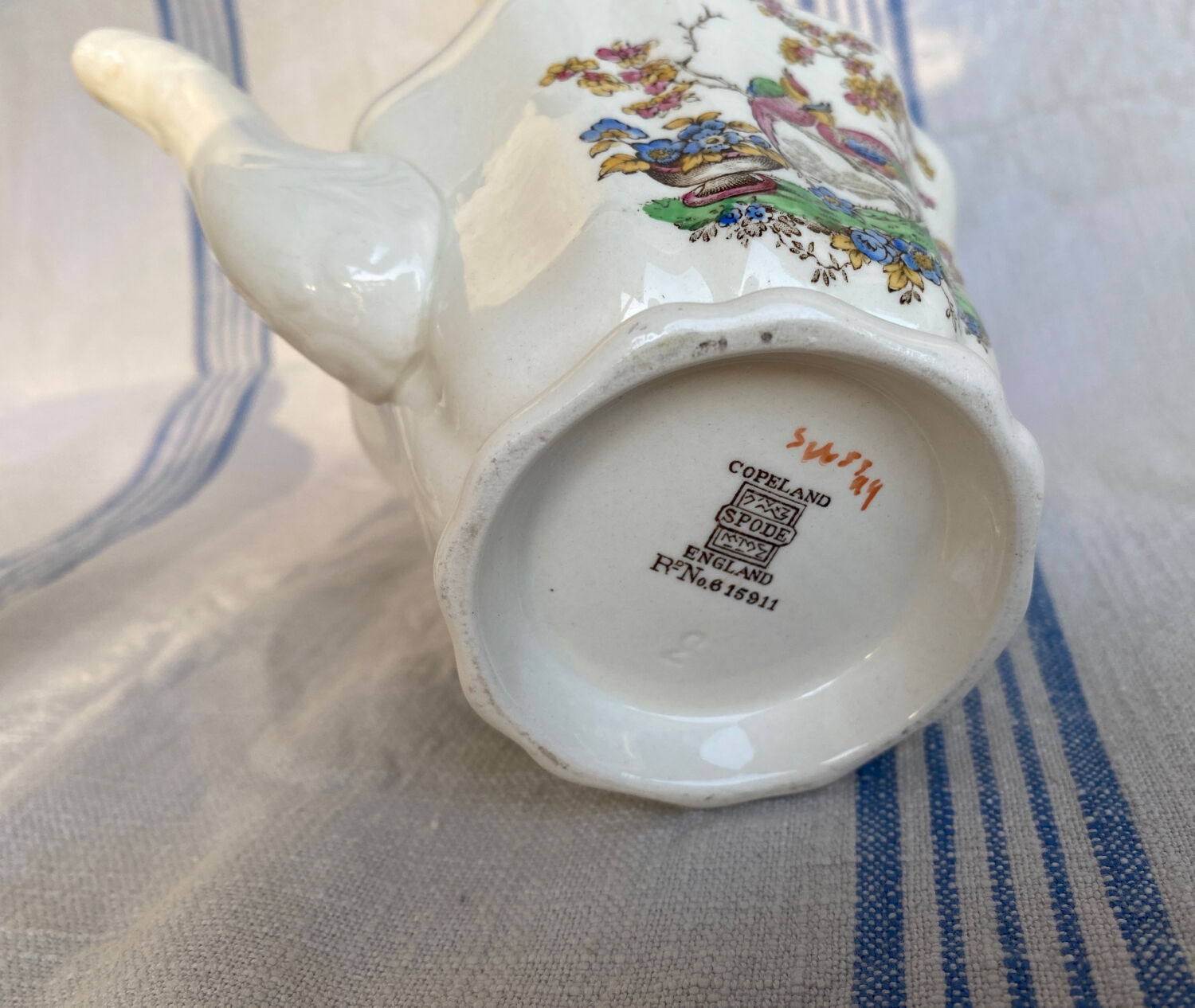 English porcelain teapot "Spode"