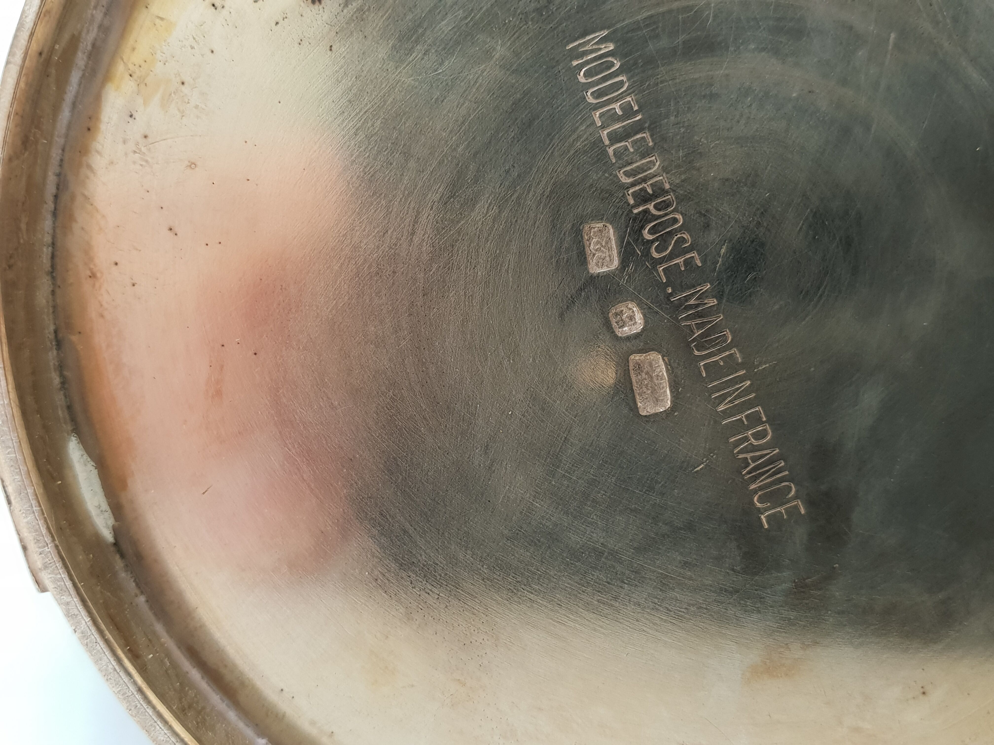 Suite of 3 pitchers in vintage 1970 silver metal