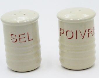 Salière et poivrière en céramique