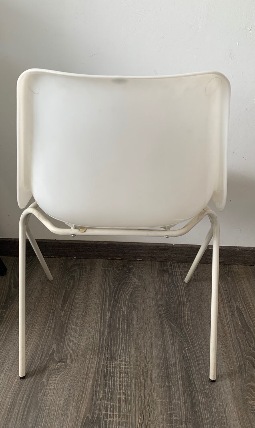 Robin & Lucienne Day white chair
