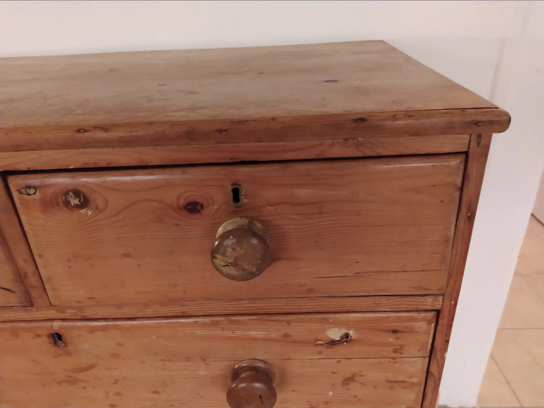 Old English pine wood dresser