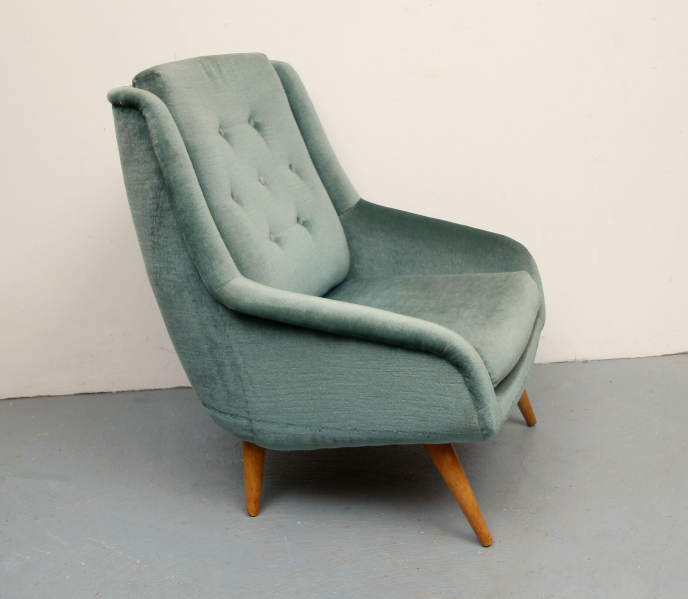 1950s clubchair in blue velour