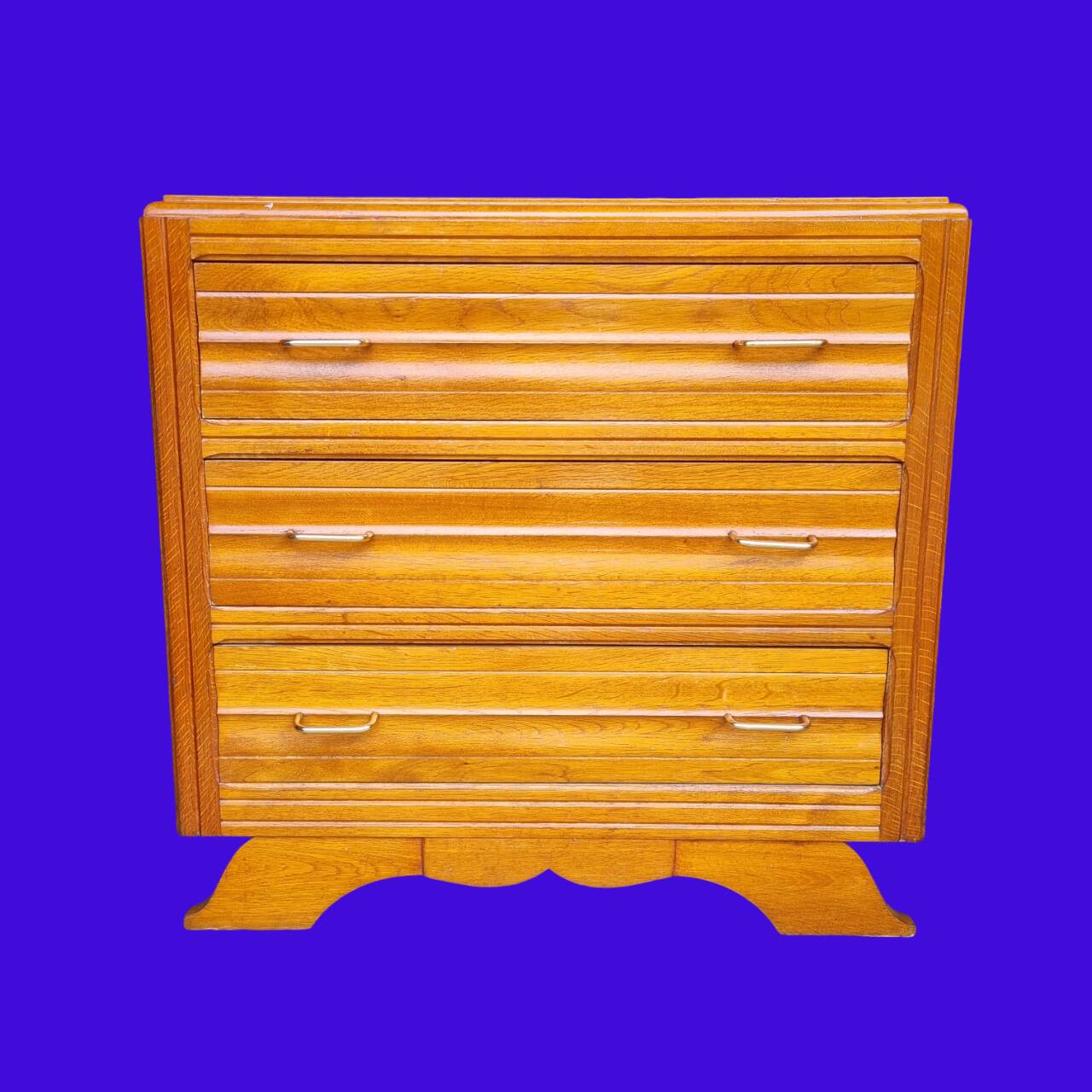 Compact art deco chest of drawers