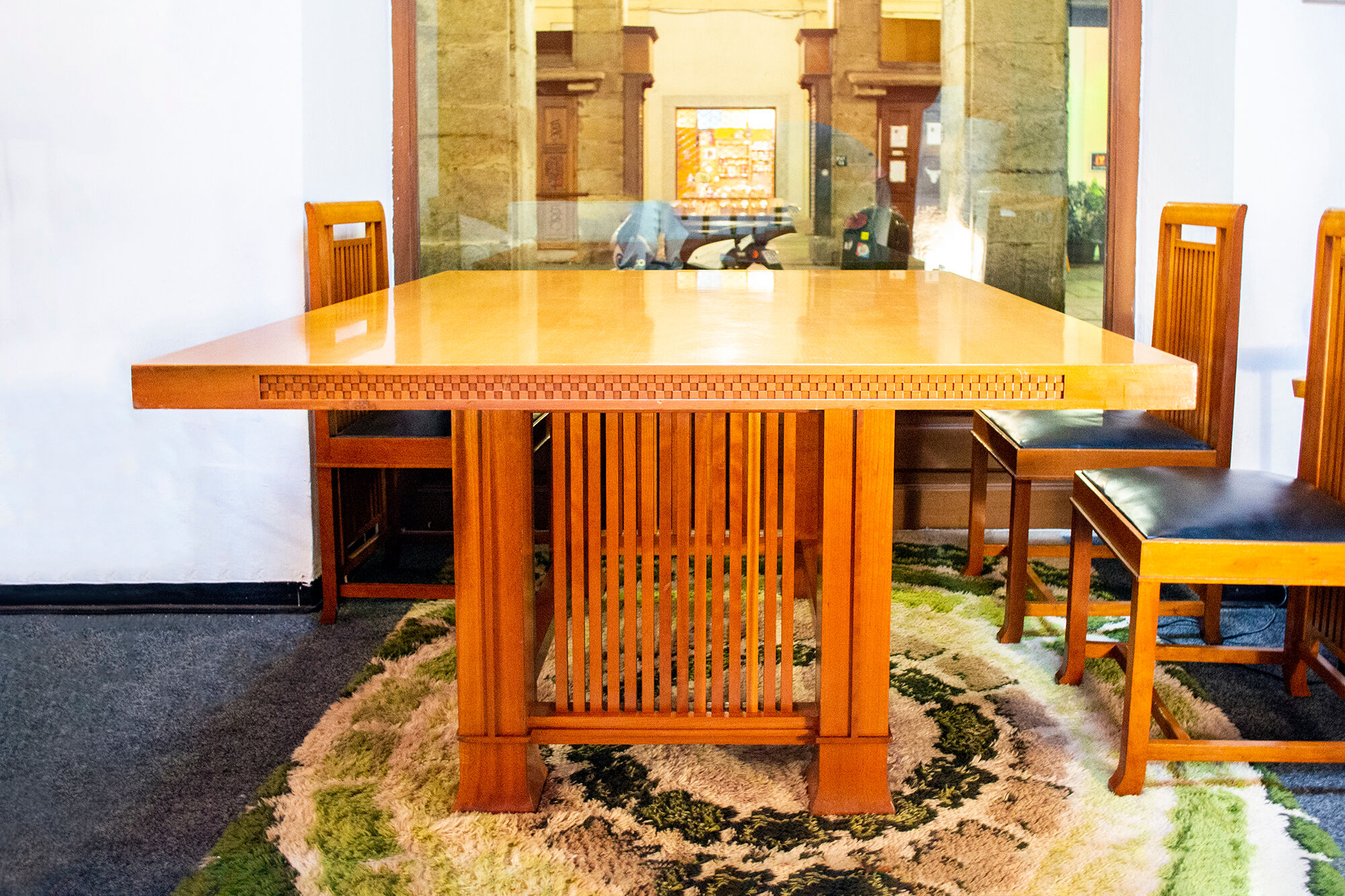 Table 615 Husser by Frank Lloyd Wright for Cassina, Italy 1992