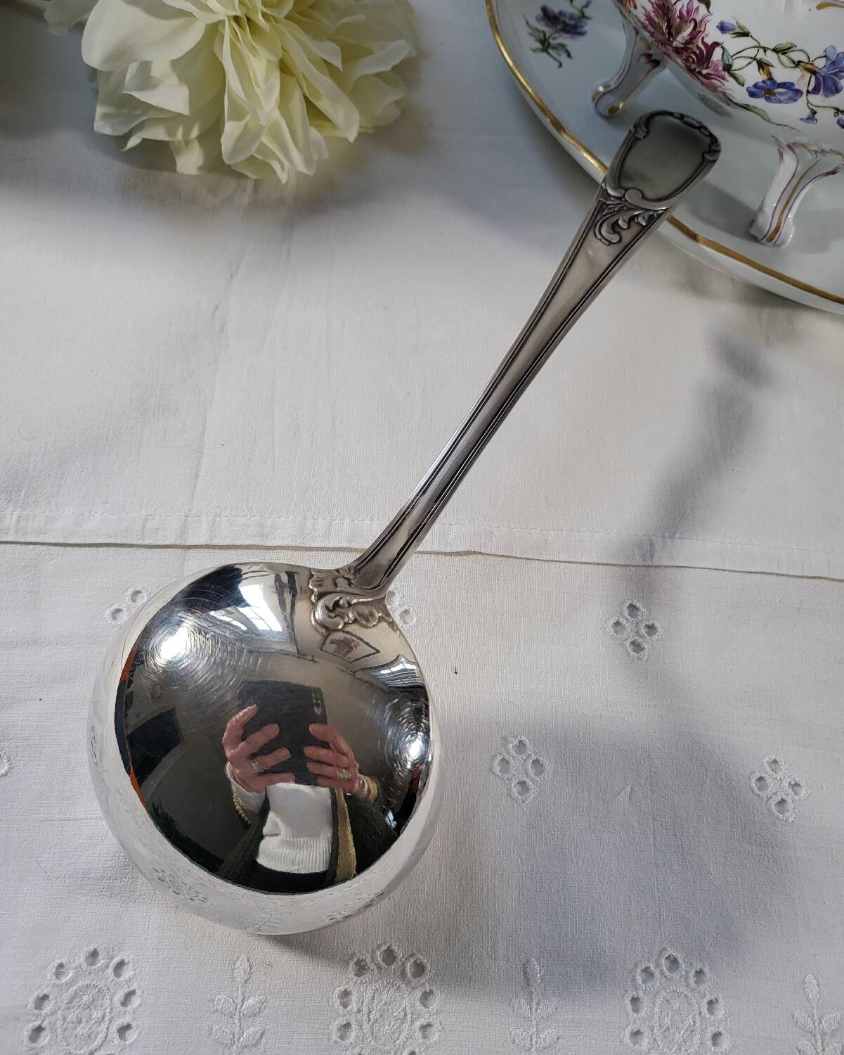 SOH silver metal ladle with shell/foliage decor