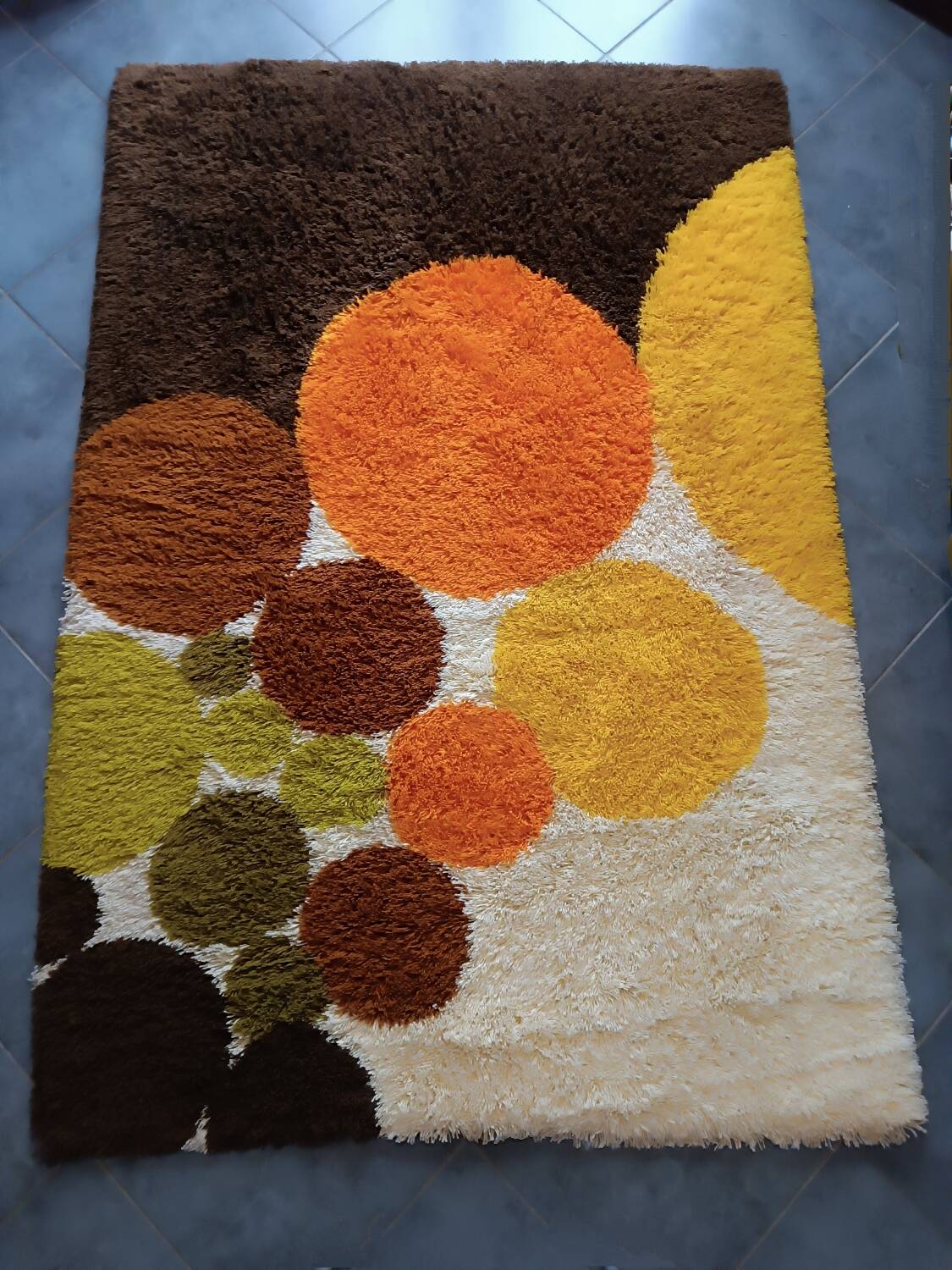 VINTAGE RUG