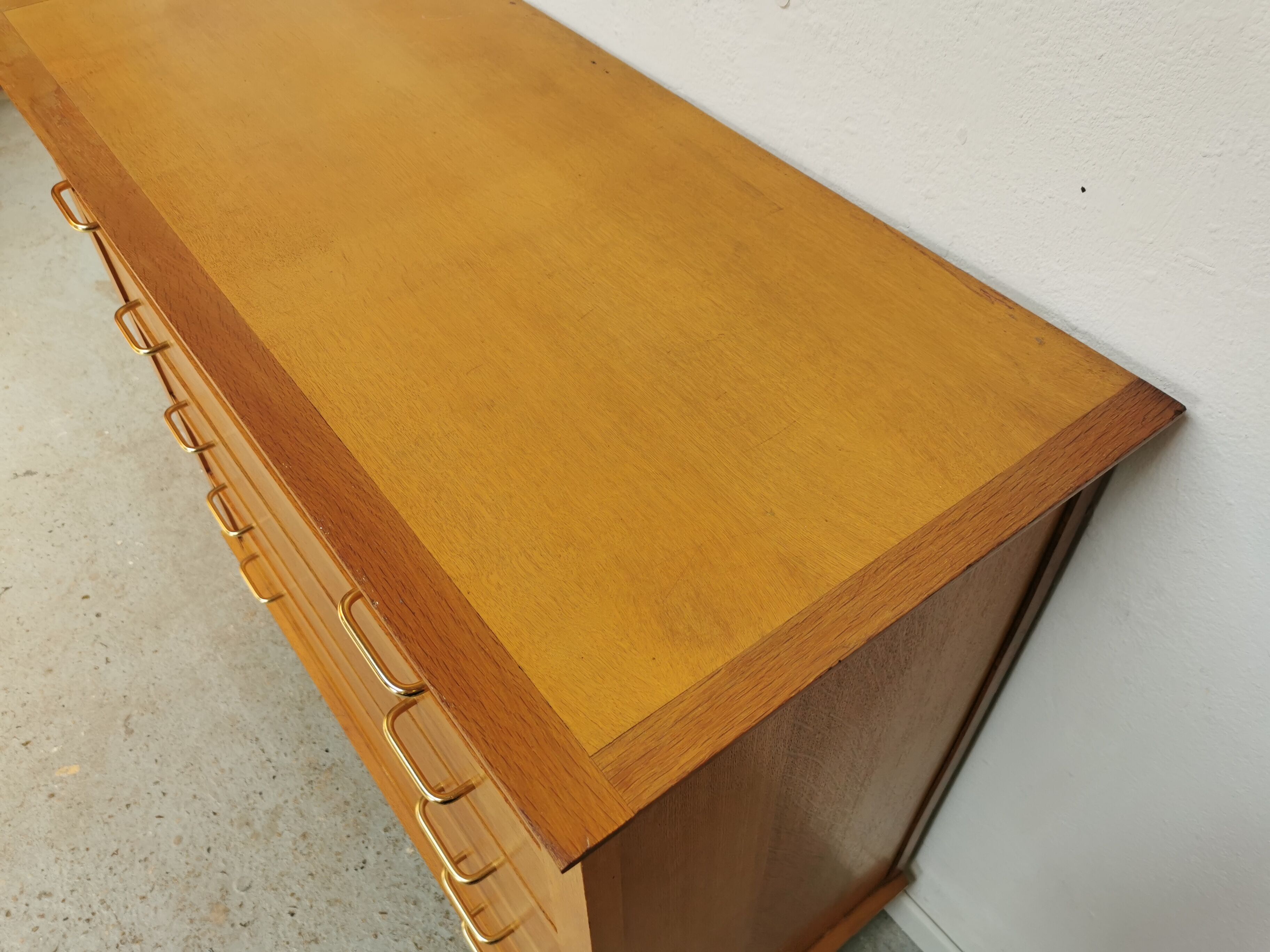 Commode vintage